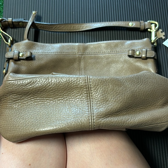 Coach purse - Picture 5 of 5